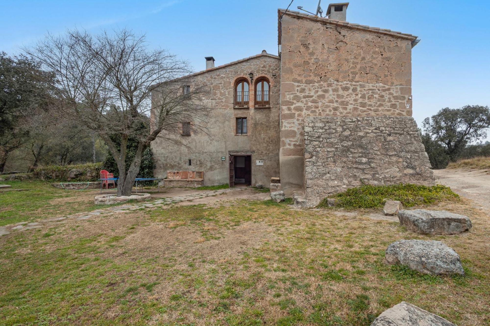 Гостевой дом Casa Subiraneta Пучреч Экстерьер фото