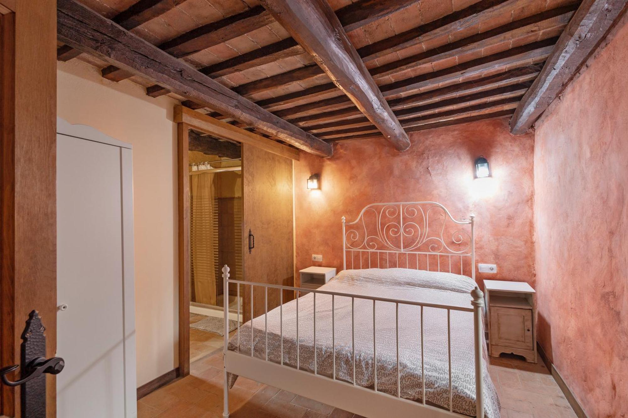 Гостевой дом Casa Subiraneta Пучреч Экстерьер фото