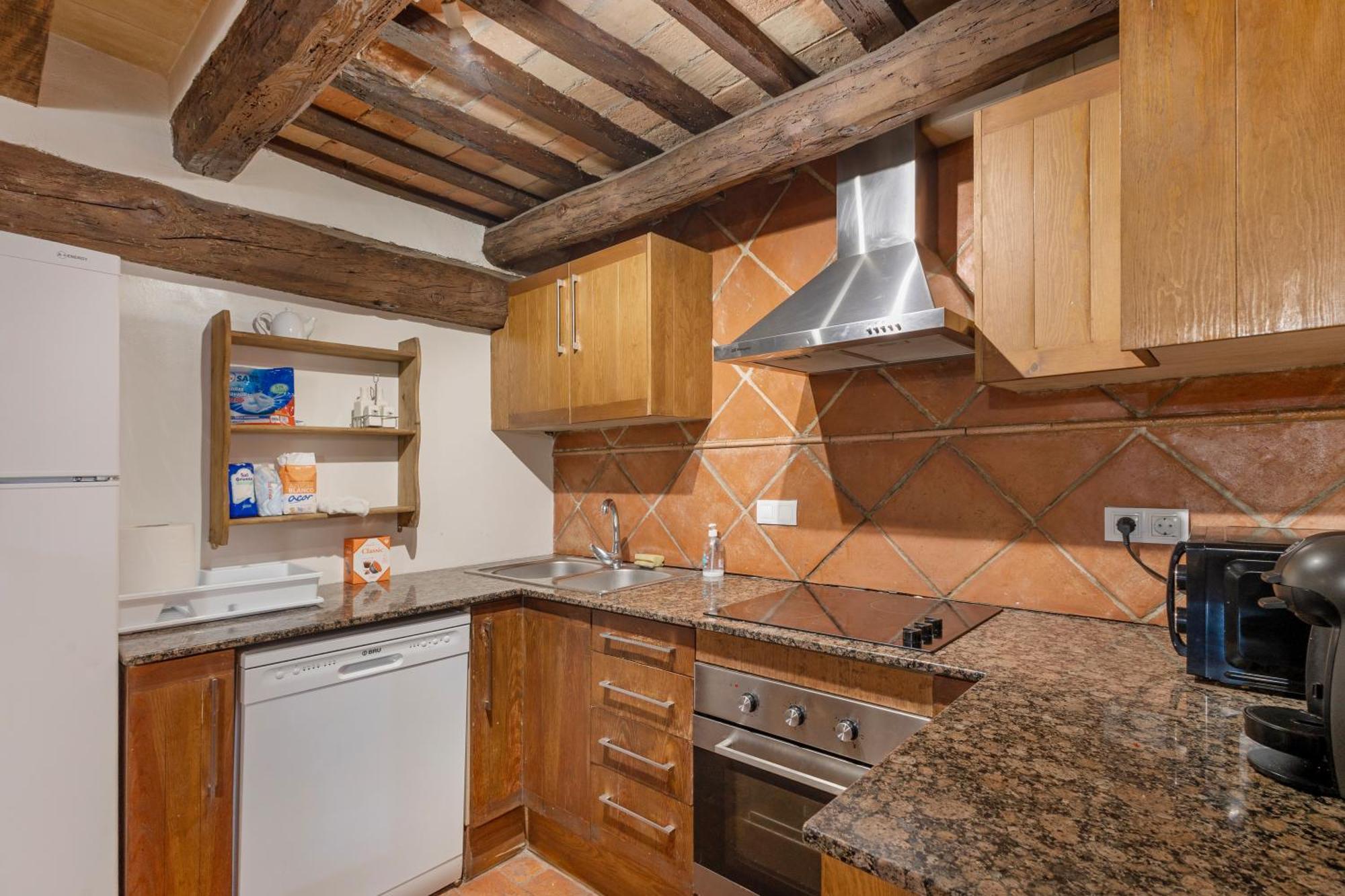 Гостевой дом Casa Subiraneta Пучреч Экстерьер фото